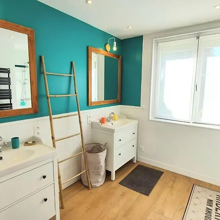 Charming Air-conditioned House With Private Pool Vakantiehuis